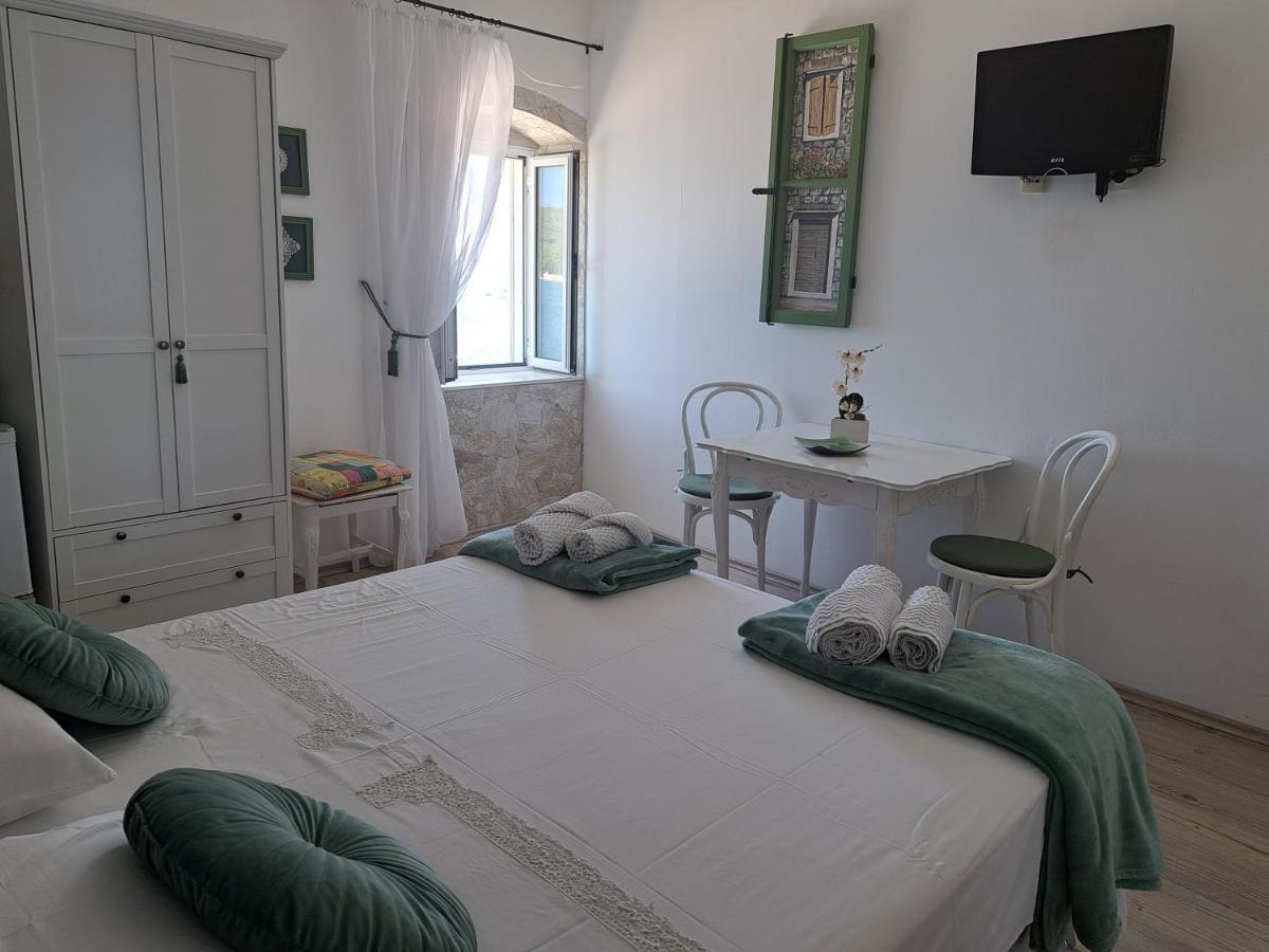 Heritage Rooms Kut Vis Exteriér fotografie